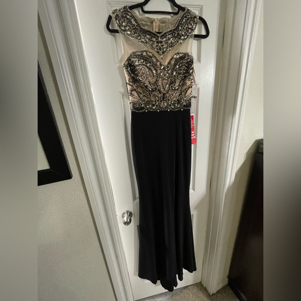 Dave and Johnny NWT Black Long Dress Size 0